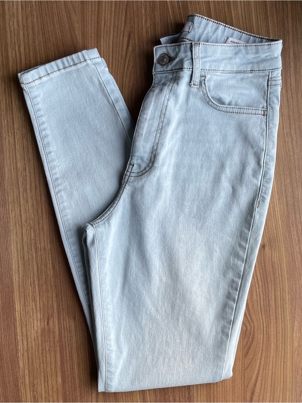 Forever 21 Light Wash High Rise Skinny Jeans Size Medium